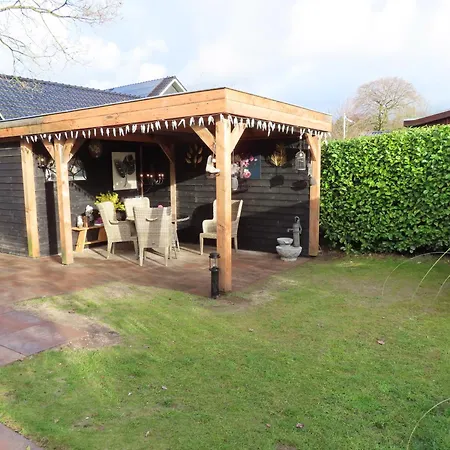 Veluwe Park Reewold Talisman Chalet *